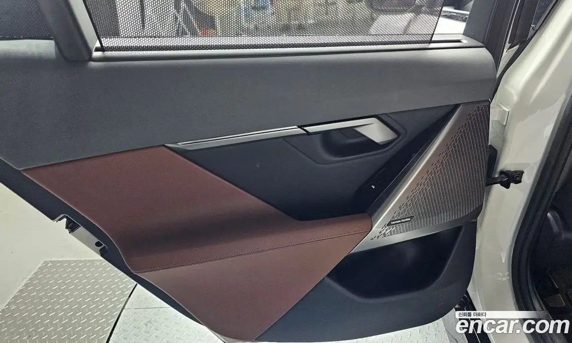 BMW 5 серия 2025 2.0 автомат (гидро), фото 15