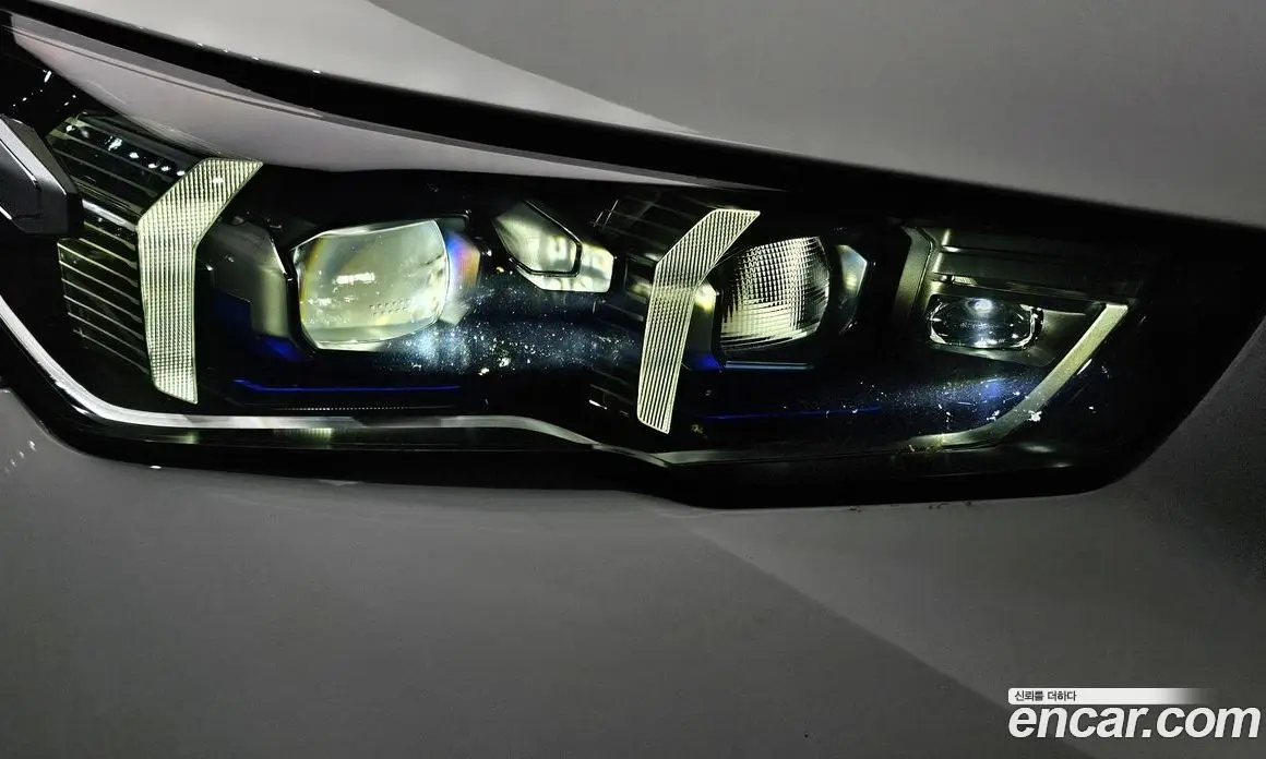 BMW 5 серия 2025 2.0 автомат (гидро), фото 8