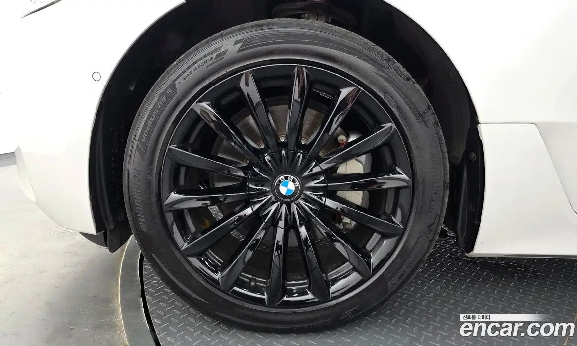 BMW 6 серия 2023 2.0 автомат (гидро), фото 5 BMW 6 серия 2023 2.0 автомат (гидро), фото 5