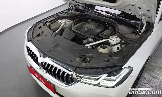 BMW 6 серия 2023 2.0 автомат (гидро), миниатюра 6 BMW 6 серия 2023 2.0 автомат (гидро), миниатюра 6