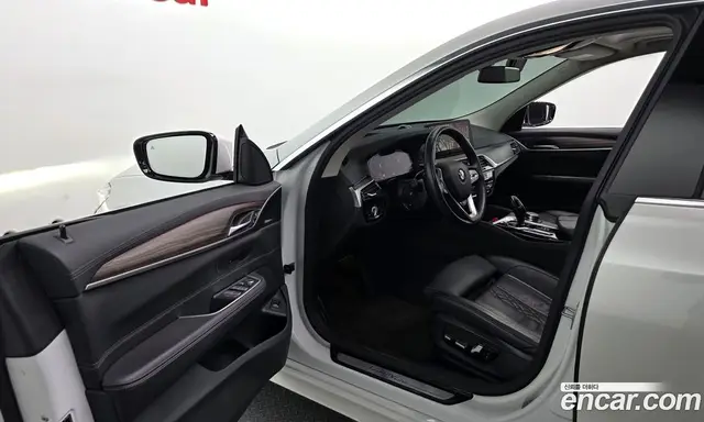 BMW 6 серия 2023 2.0 автомат (гидро), миниатюра 10 BMW 6 серия 2023 2.0 автомат (гидро), миниатюра 10