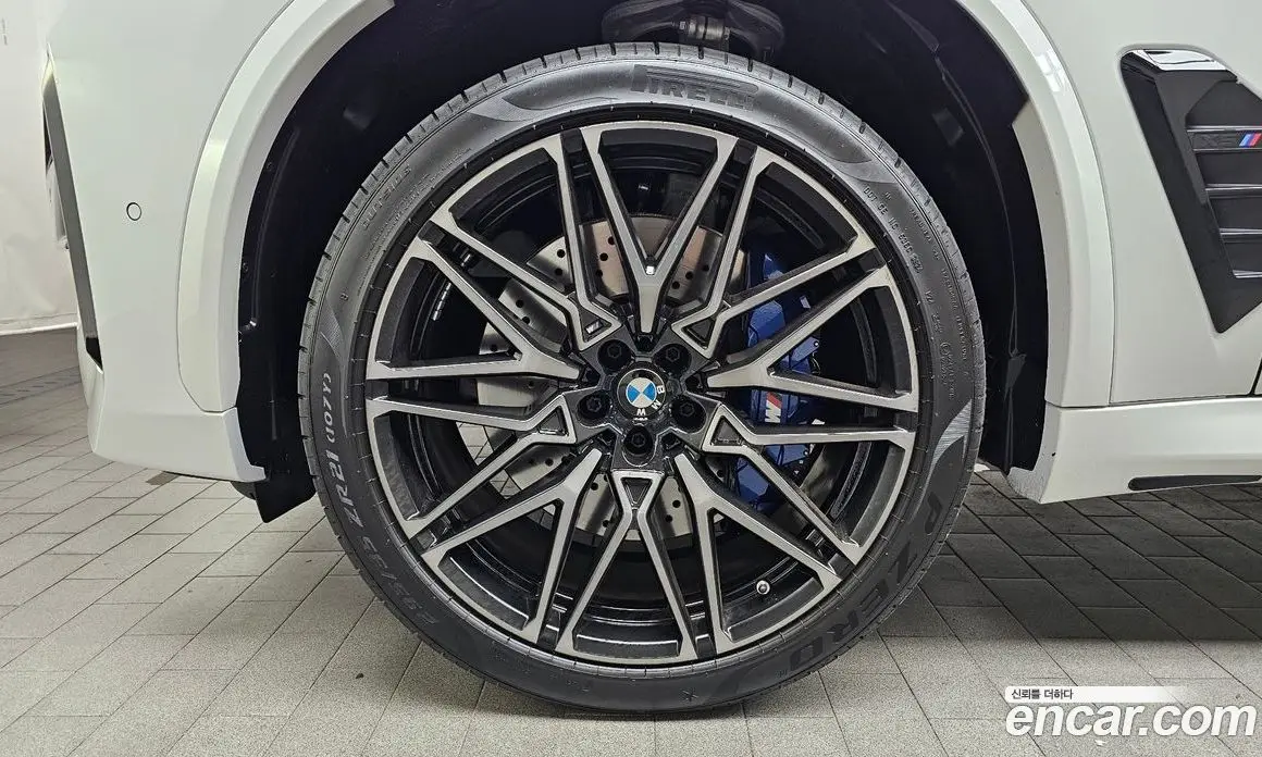 BMW X5M 2025 4.4 автомат (гидро), фото 5 BMW X5M 2025 4.4 автомат (гидро), фото 5