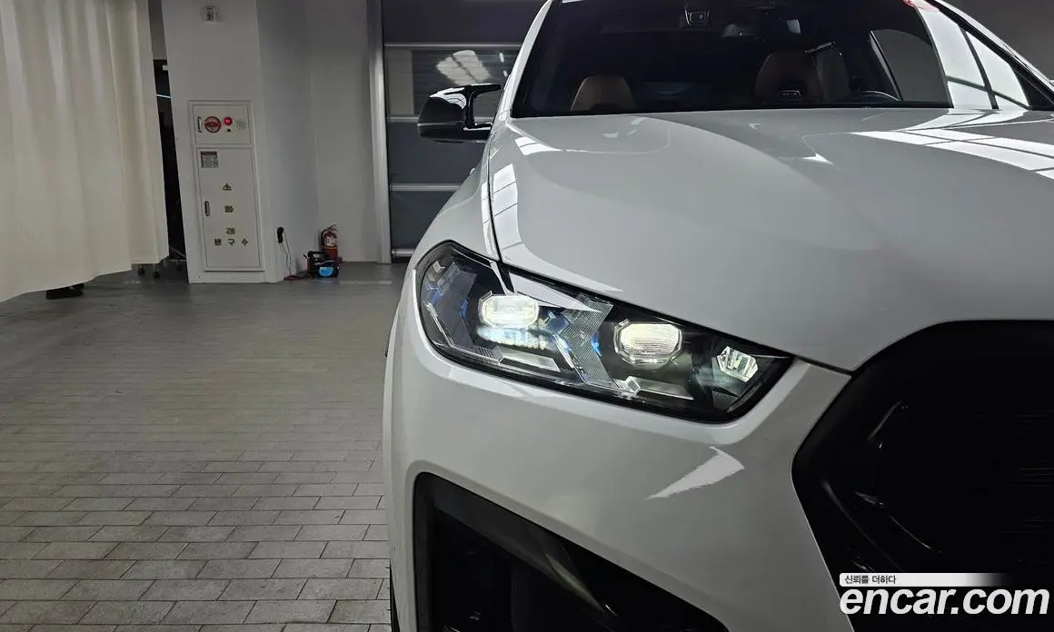 BMW X5M 2025 4.4 автомат (гидро), фото 8 BMW X5M 2025 4.4 автомат (гидро), фото 8