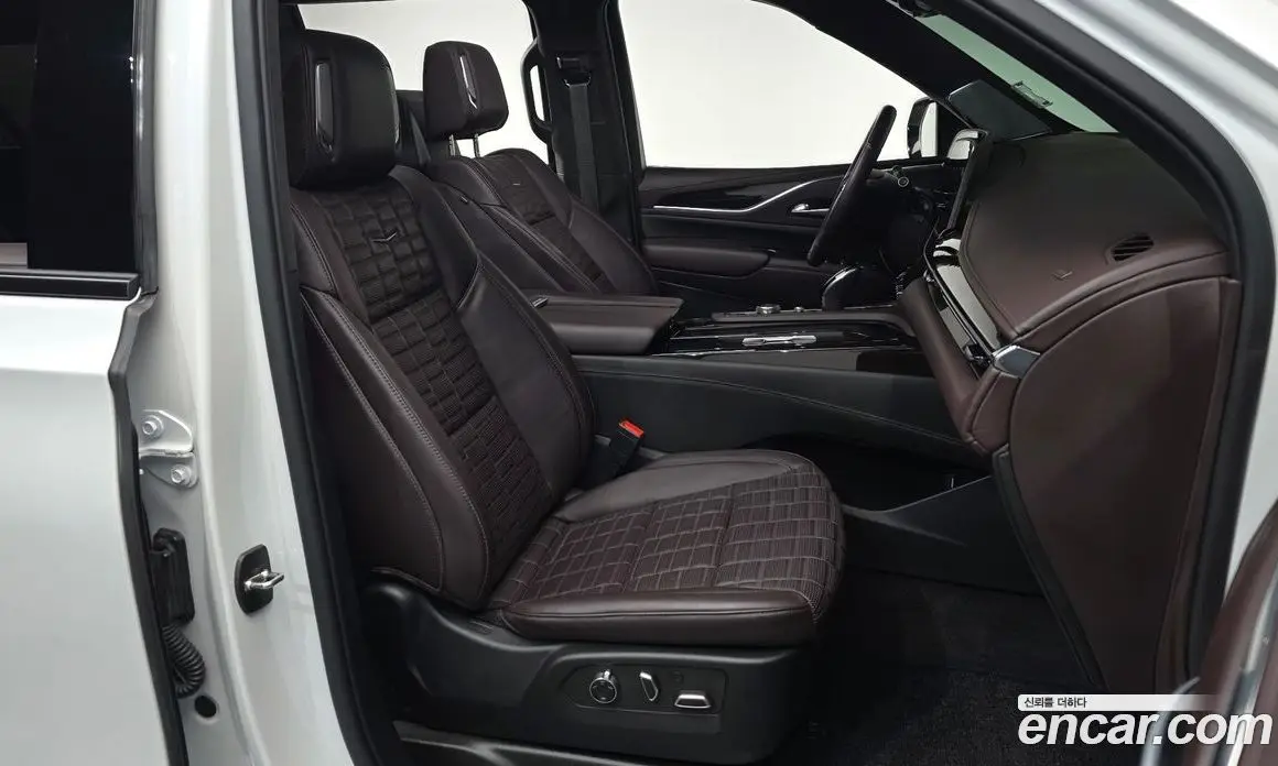 Cadillac Escalade 2023 6.2 автомат (гидро), фото 9 Cadillac Escalade 2023 6.2 автомат (гидро), фото 9
