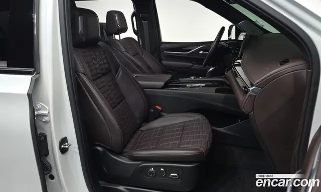 Cadillac Escalade 2023 6.2 автомат (гидро), миниатюра 9 Cadillac Escalade 2023 6.2 автомат (гидро), миниатюра 9