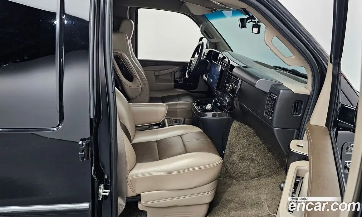 Chevrolet Express Van 2018 6.0 автомат (гидро), фото 16