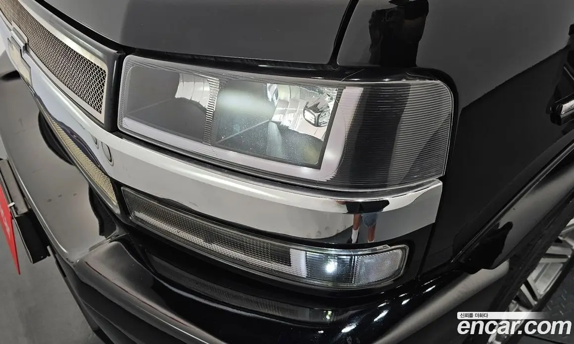 Chevrolet Express Van 2018 6.0 автомат (гидро), фото 8