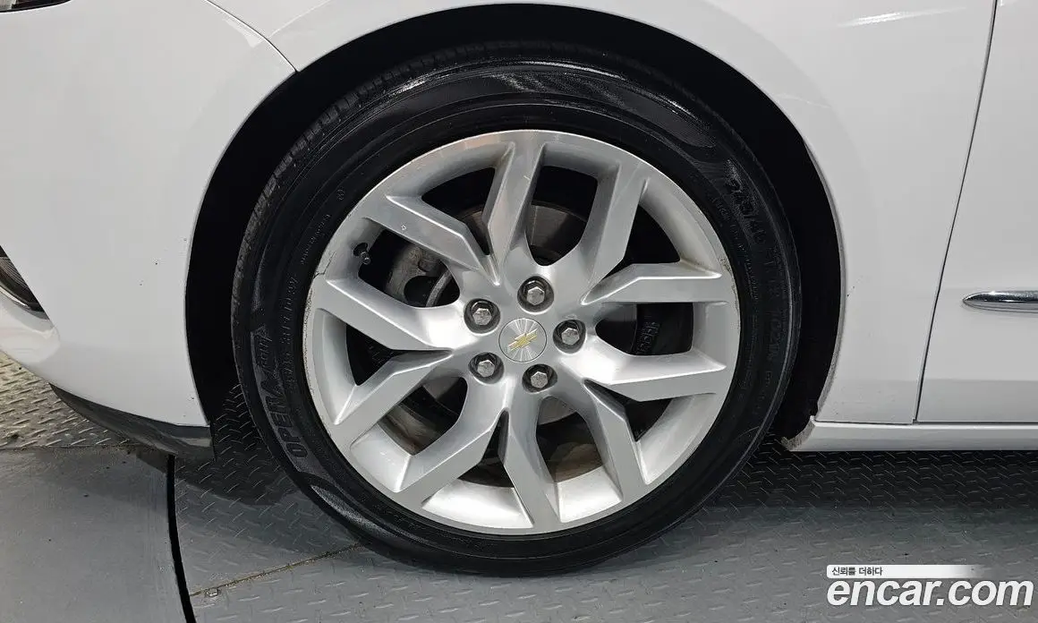 Chevrolet Impala 2016 2.5 автомат (гидро), фото 5