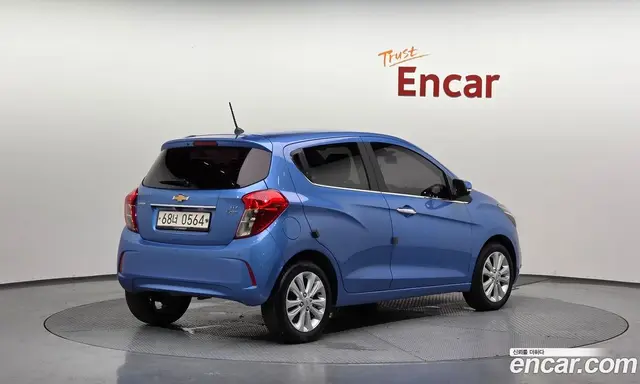Chevrolet Spark 2016 1.0 автомат (гидро), миниатюра 2