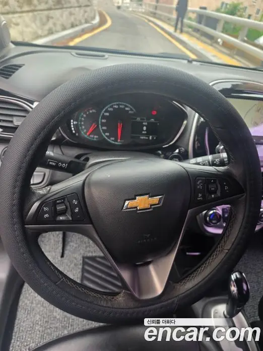 Chevrolet Spark 2016 1.0 автомат (гидро), миниатюра 11