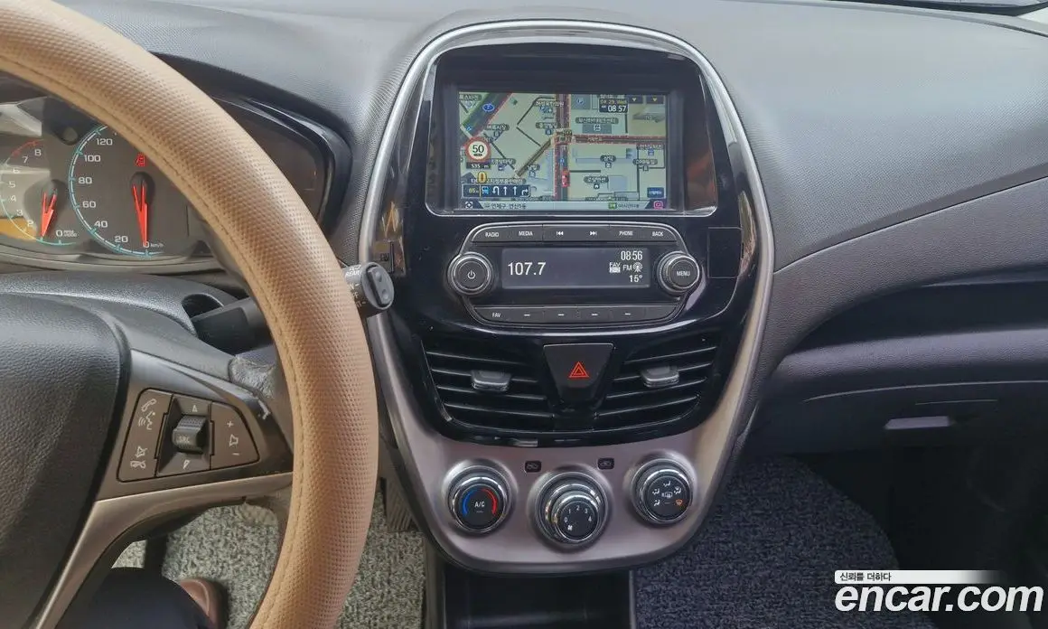 Chevrolet Spark 2017 1.0 автомат (гидро), фото 12