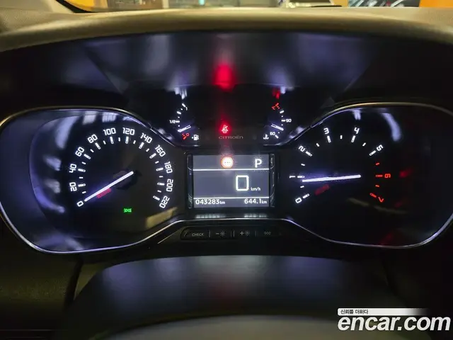 Citroen C3 Aircross 2019 1.5 автомат (гидро), миниатюра 8 Citroen C3 Aircross 2019 1.5 автомат (гидро), миниатюра 8
