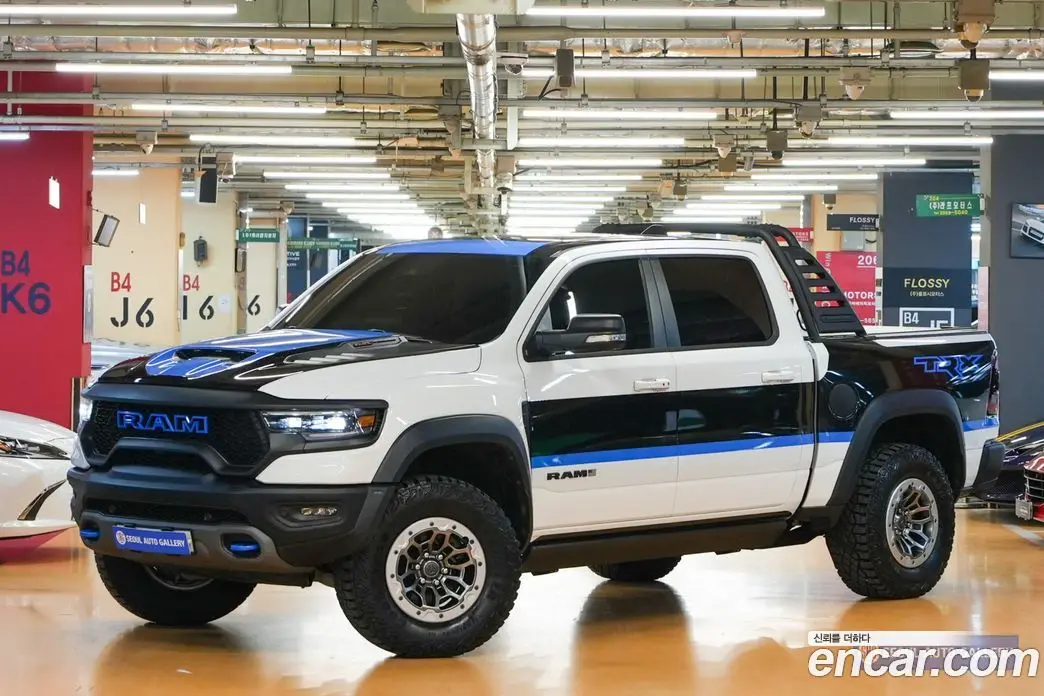 Dodge Ram Pick Up 2022 6.2 автомат (гидро), фото 1 Dodge Ram Pick Up 2022 6.2 автомат (гидро), фото 1