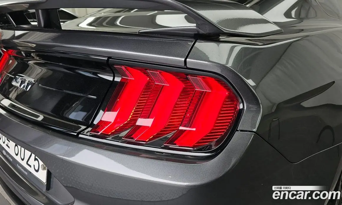 Ford Mustang 2019 5.0 автомат (гидро), фото 9 Ford Mustang 2019 5.0 автомат (гидро), фото 9