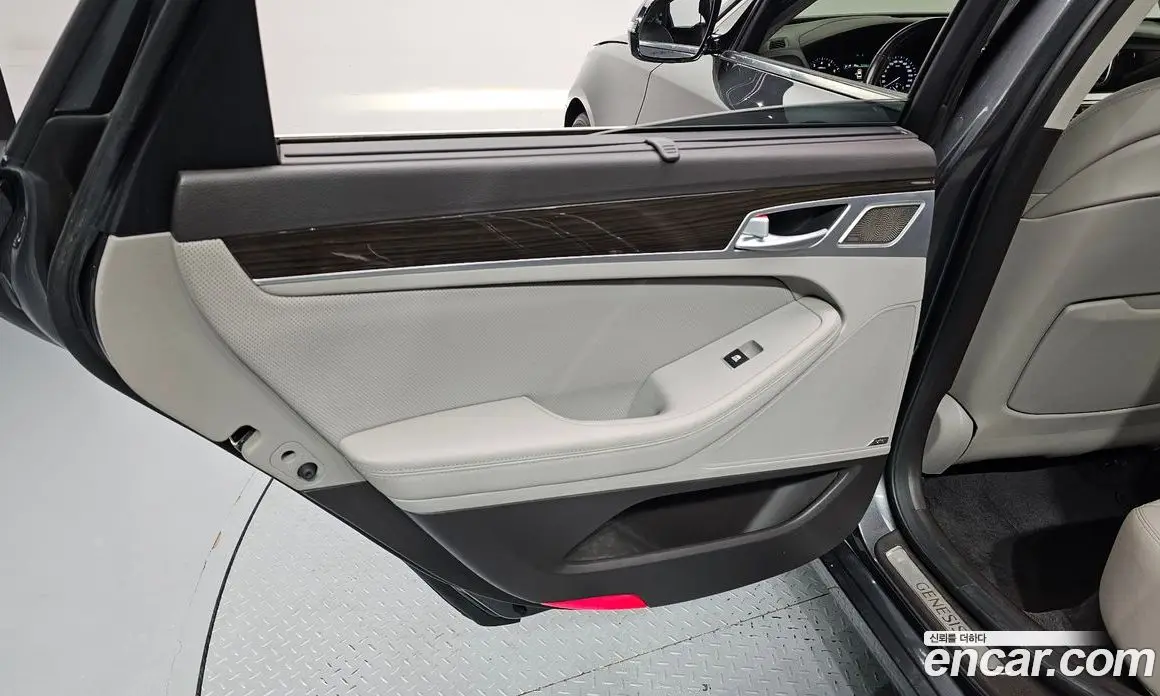 Genesis G80 2016 3.3 автомат (гидро), фото 15