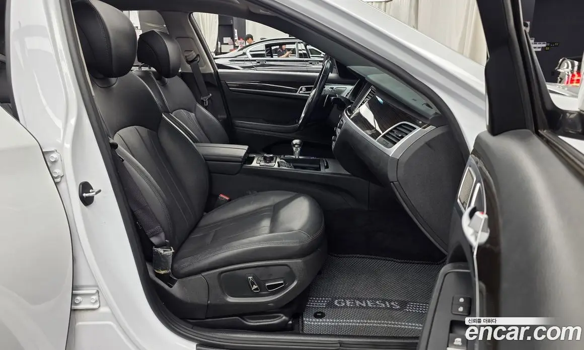 Genesis G80 2019 2.2 автомат (гидро), фото 11 Genesis G80 2019 2.2 автомат (гидро), фото 11