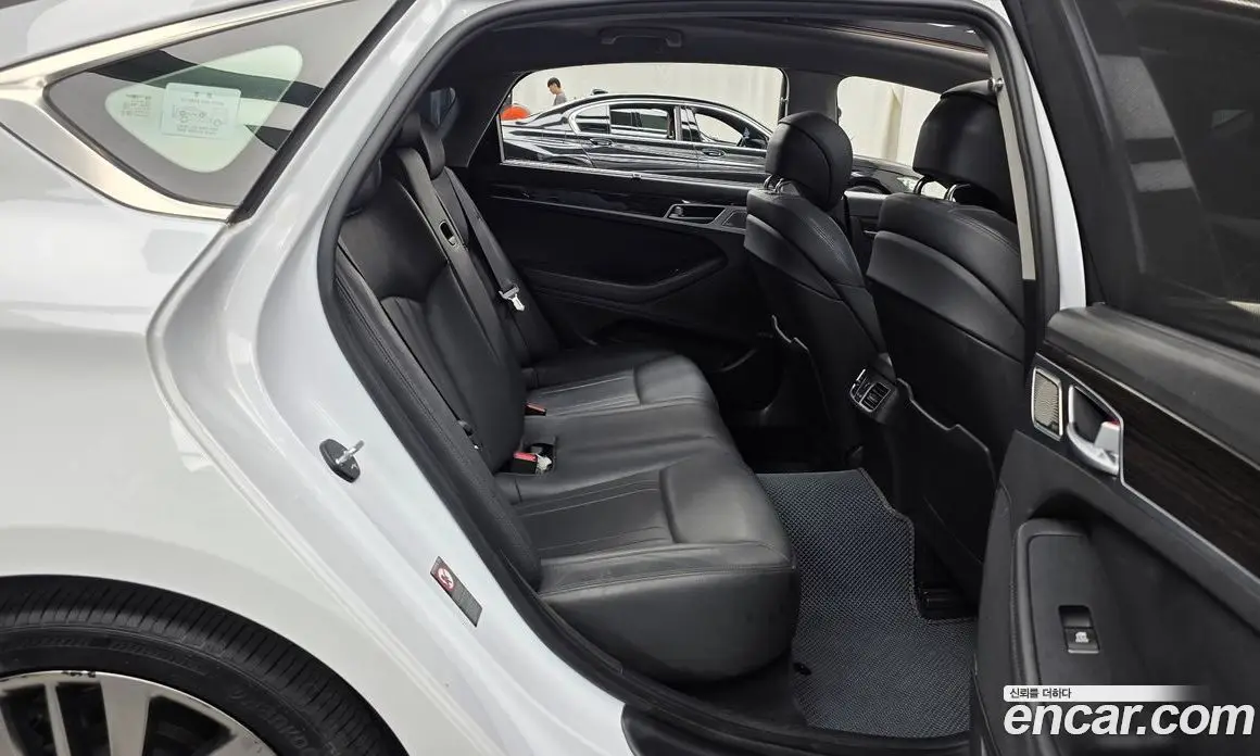 Genesis G80 2019 2.2 автомат (гидро), фото 12 Genesis G80 2019 2.2 автомат (гидро), фото 12