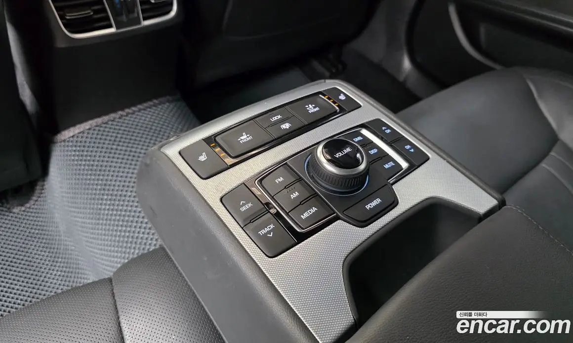 Genesis G80 2019 2.2 автомат (гидро), фото 19 Genesis G80 2019 2.2 автомат (гидро), фото 19