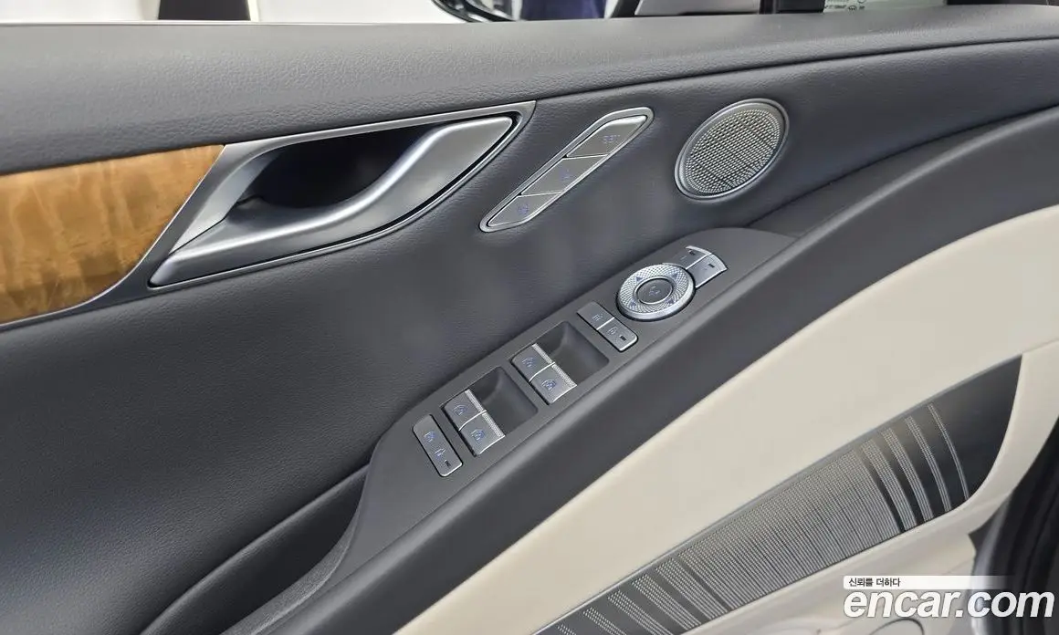 Genesis G80 2021 3.5 автомат (гидро), фото 28 Genesis G80 2021 3.5 автомат (гидро), фото 28