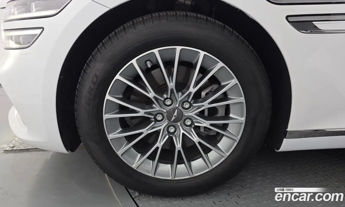 Genesis G80 2024 2.5 автомат (гидро), фото 5 Genesis G80 2024 2.5 автомат (гидро), фото 5