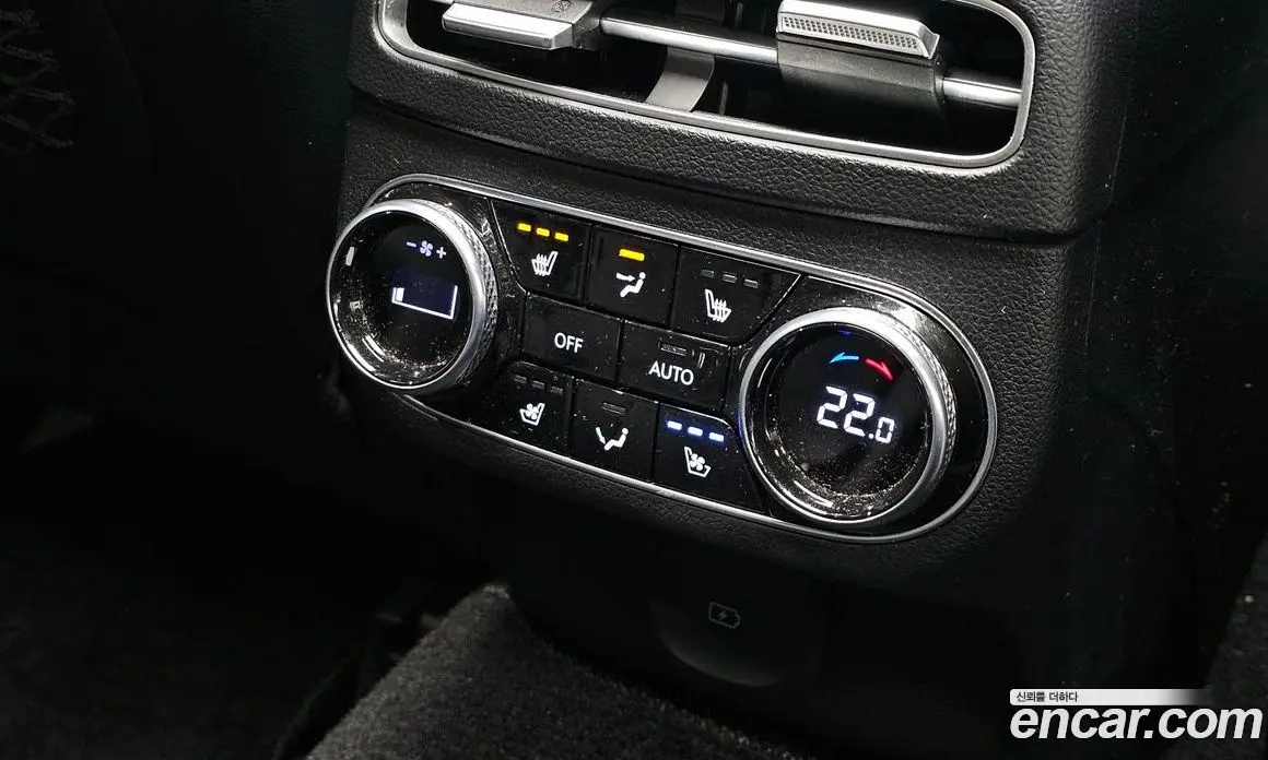 Genesis GV70 2021 2.5 автомат (гидро), фото 17 Genesis GV70 2021 2.5 автомат (гидро), фото 17