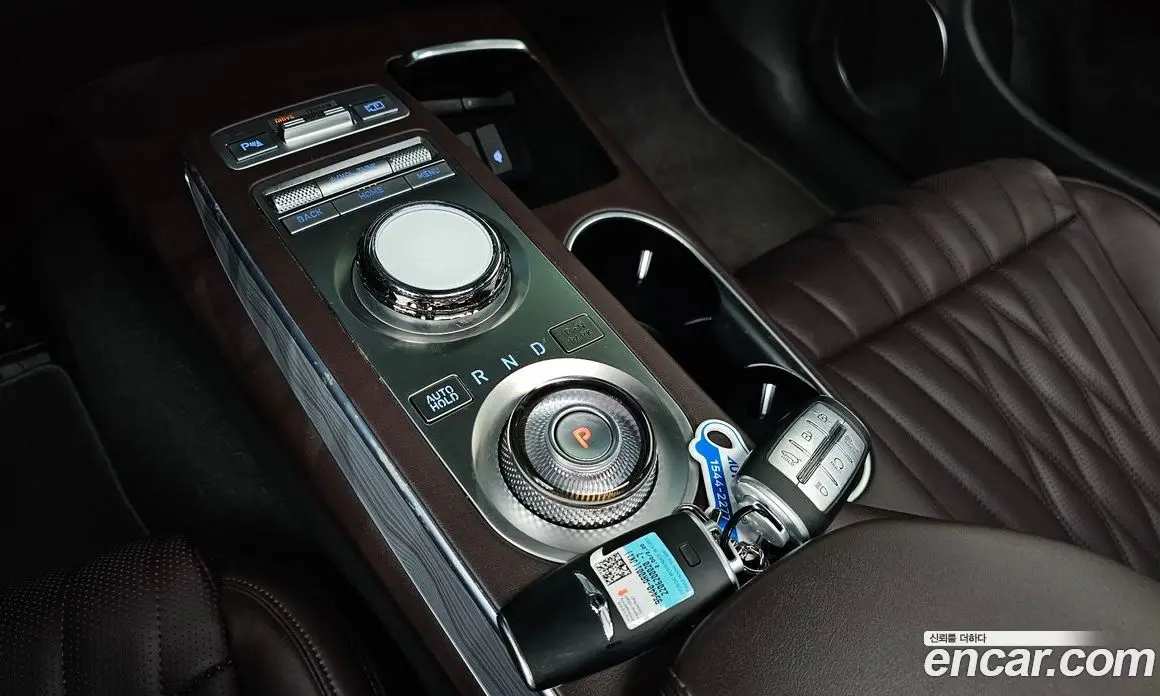 Genesis GV70 2022 3.5 автомат (гидро), фото 12 Genesis GV70 2022 3.5 автомат (гидро), фото 12
