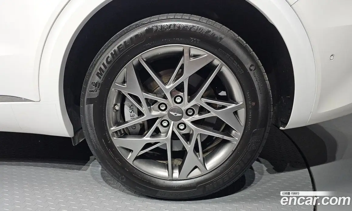 Genesis GV70 2022 2.5 автомат (гидро), фото 7 Genesis GV70 2022 2.5 автомат (гидро), фото 7