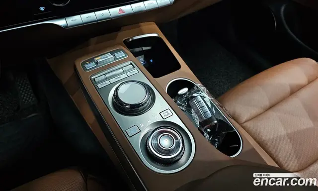 Genesis GV70 2023 2.5 автомат (гидро), миниатюра 12