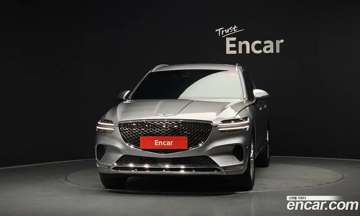 Genesis GV70 2023 2.5 автомат (гидро), фото 3 Genesis GV70 2023 2.5 автомат (гидро), фото 3
