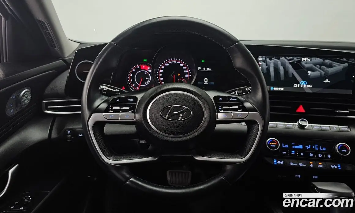 Hyundai Avante 2022 1.6 автомат (гидро), фото 18