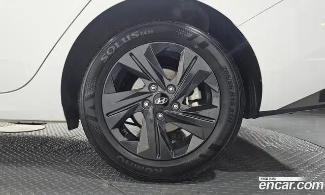 Hyundai Avante 2022 1.6 автомат (гидро), миниатюра 7