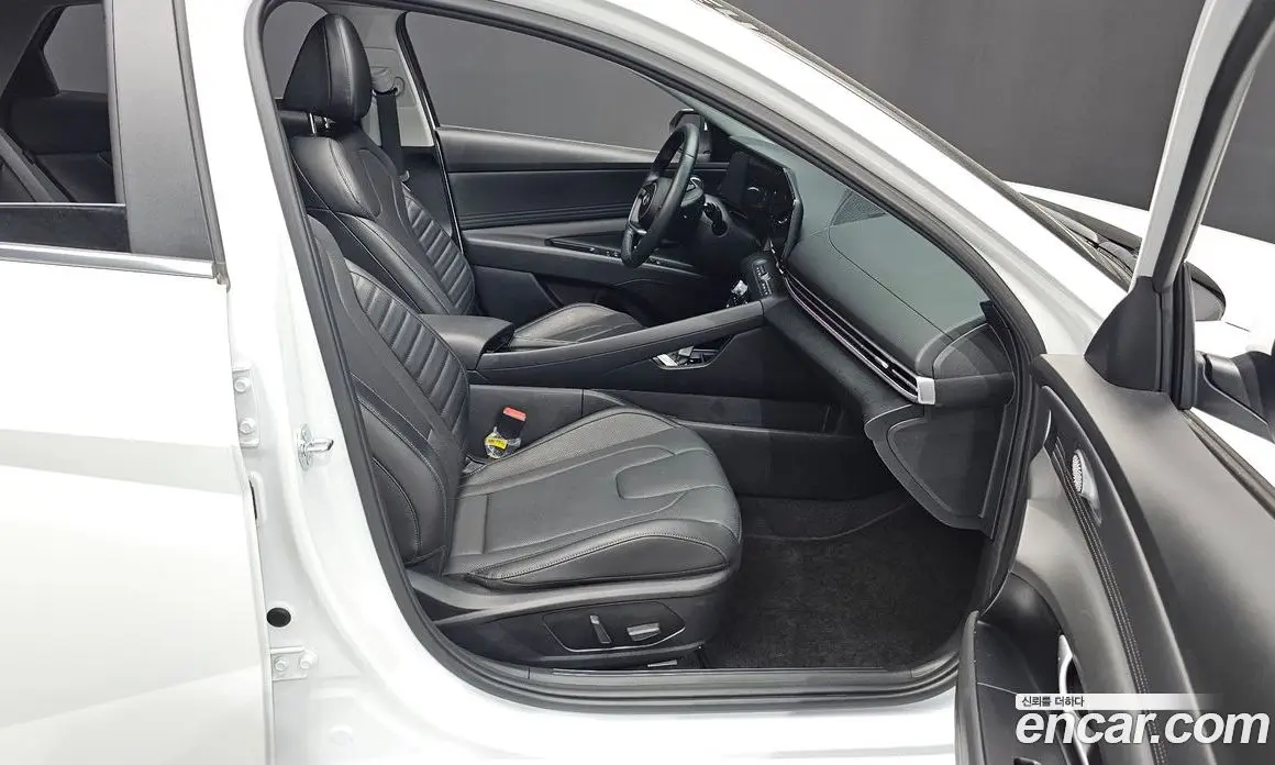 Hyundai Avante 2024 1.6 автомат (гидро), фото 16 Hyundai Avante 2024 1.6 автомат (гидро), фото 16