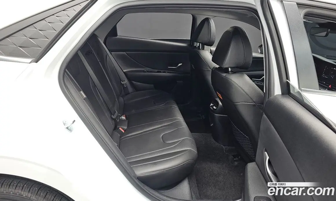 Hyundai Avante 2024 1.6 автомат (гидро), фото 17 Hyundai Avante 2024 1.6 автомат (гидро), фото 17