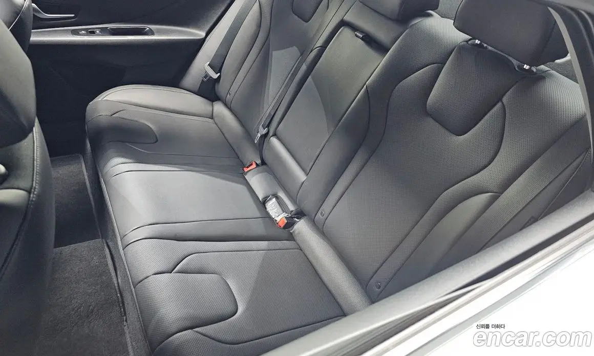 Hyundai Avante 2024 1.6 автомат (гидро), фото 34 Hyundai Avante 2024 1.6 автомат (гидро), фото 34