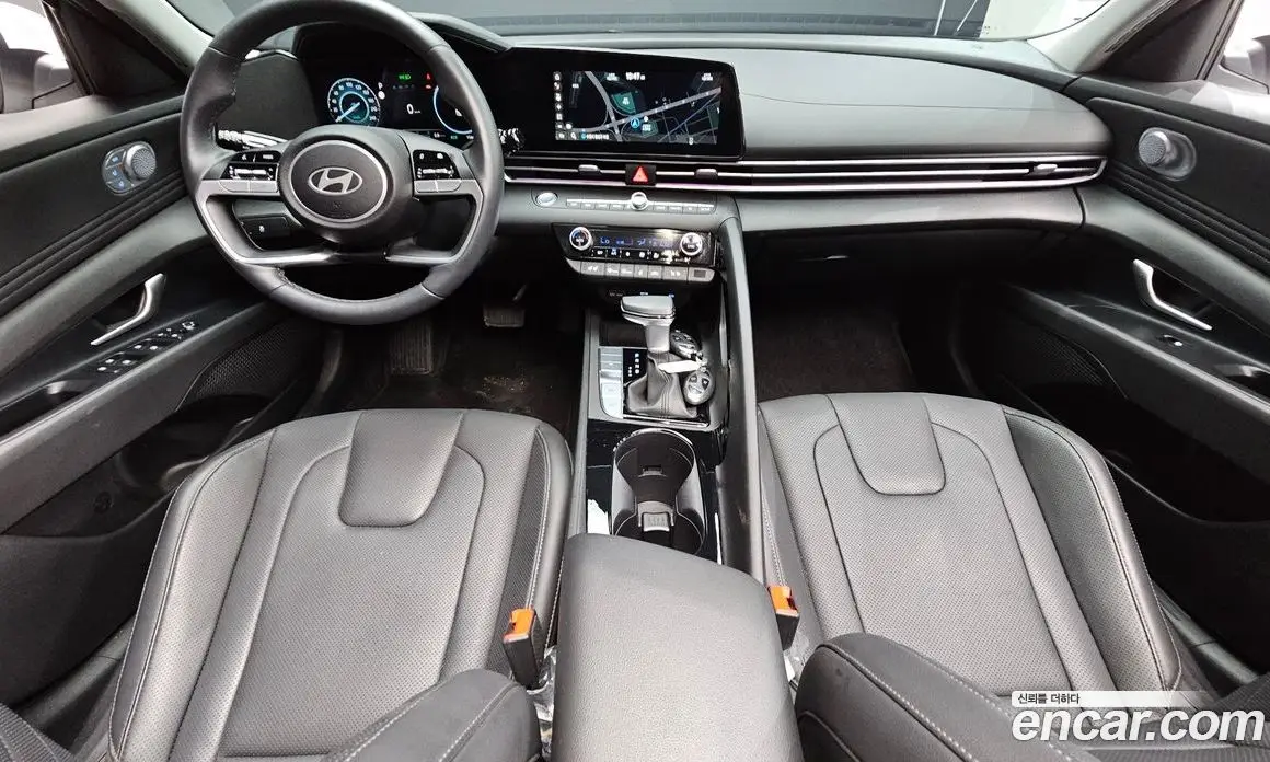 Hyundai Avante 2024 1.6 автомат (гидро), фото 10 Hyundai Avante 2024 1.6 автомат (гидро), фото 10