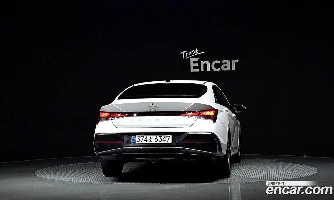 Hyundai Avante 2025 1.6 автомат (гидро), фото 4