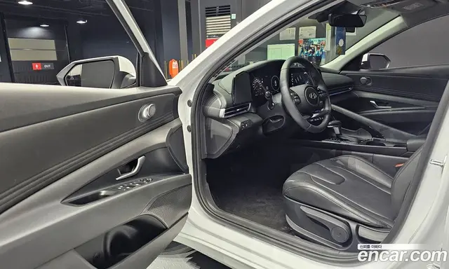 Hyundai Avante 2025 1.6 автомат (гидро), миниатюра 10