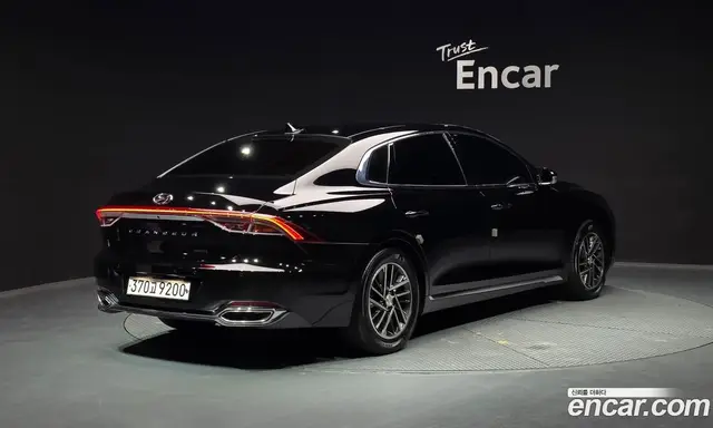 Hyundai Grandeur 2022 3.0 автомат (гидро), миниатюра 2