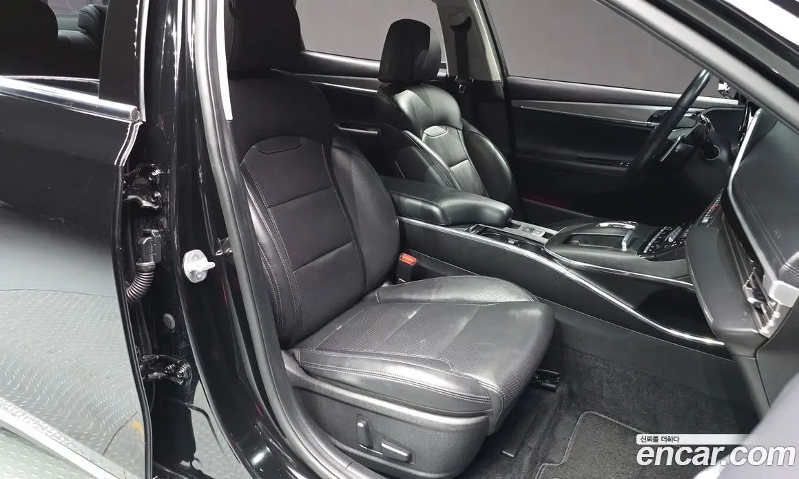 Hyundai Grandeur 2022 3.0 автомат (гидро), фото 10