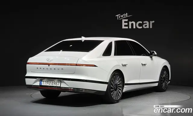 Hyundai Grandeur 2023 2.5 автомат (гидро), миниатюра 2 Hyundai Grandeur 2023 2.5 автомат (гидро), миниатюра 2