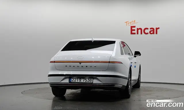 Hyundai Grandeur 2024 2.5 автомат (гидро), миниатюра 3 Hyundai Grandeur 2024 2.5 автомат (гидро), миниатюра 3