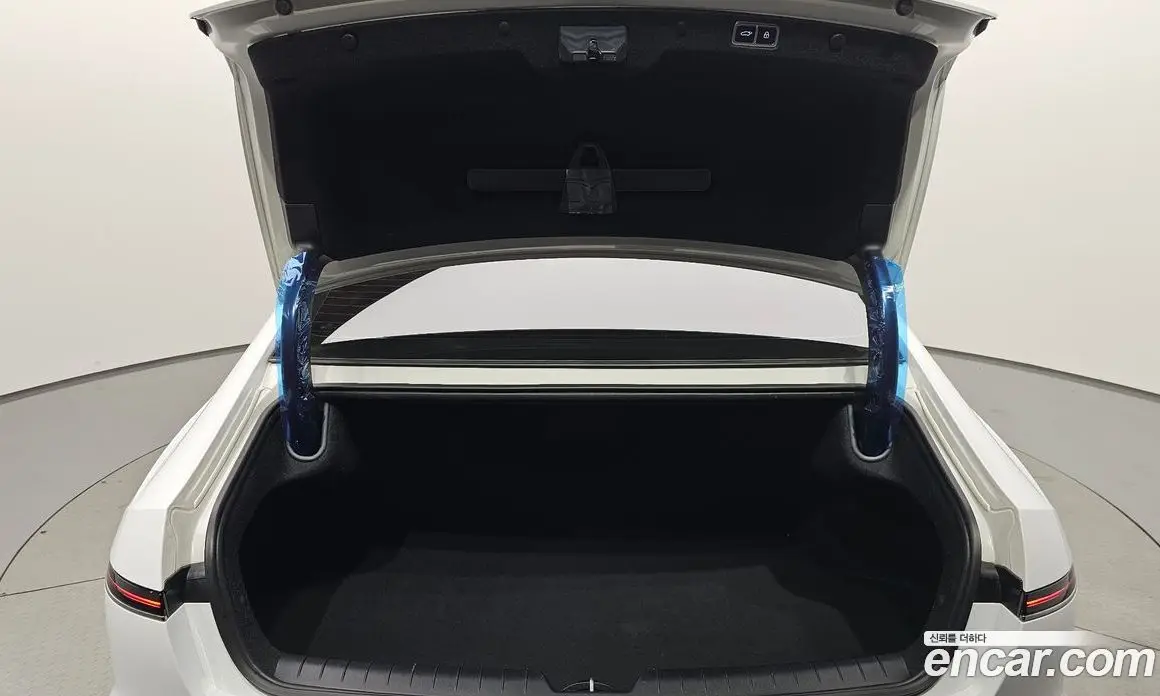 Hyundai Grandeur 2024 2.5 автомат (гидро), фото 24 Hyundai Grandeur 2024 2.5 автомат (гидро), фото 24