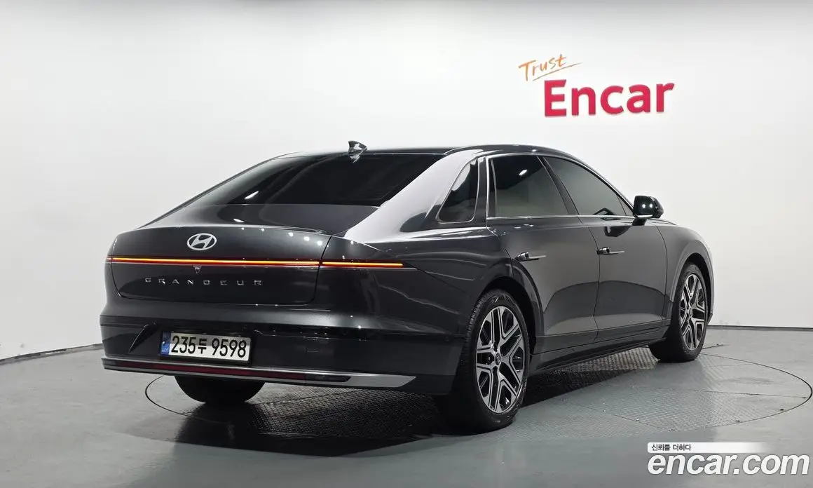 Hyundai Grandeur 2024 1.6 автомат (гидро), фото 2 Hyundai Grandeur 2024 1.6 автомат (гидро), фото 2