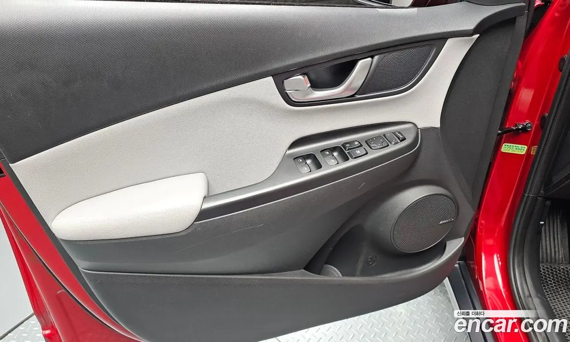 Hyundai Kona 2022 1.6 автомат (гидро), фото 14