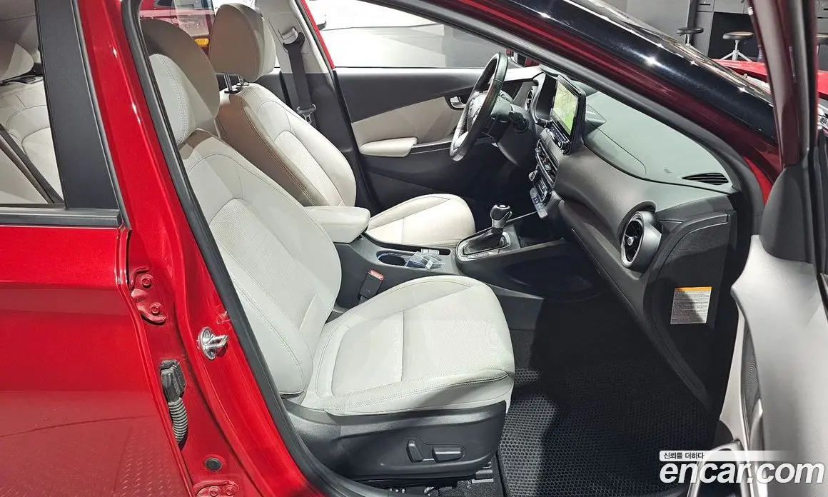Hyundai Kona 2022 1.6 автомат (гидро), фото 16