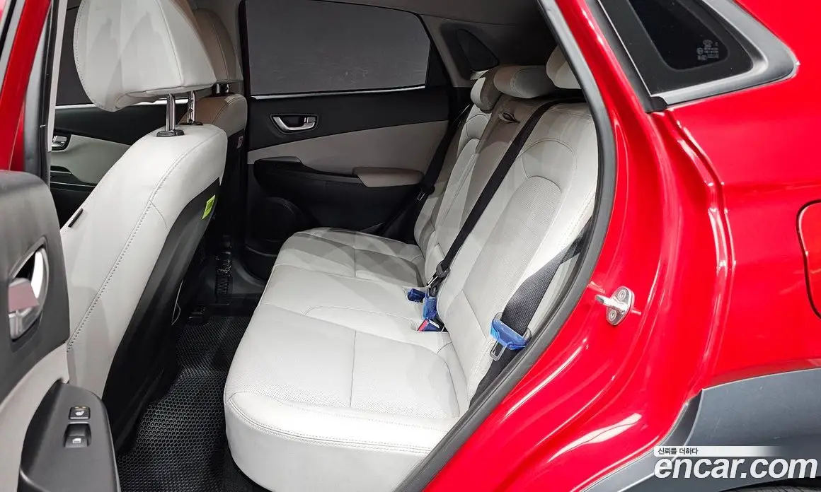 Hyundai Kona 2022 1.6 автомат (гидро), фото 18