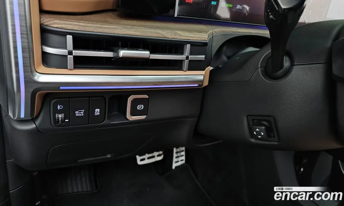 Hyundai Santa Fe 2024 1.6 автомат (гидро), фото 29