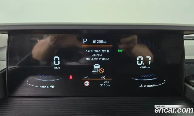 Hyundai Staria 2023 2.2 автомат (гидро), миниатюра 8