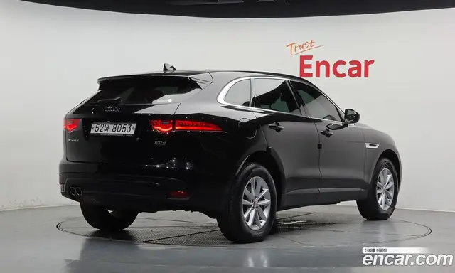 Jaguar F-Pace 2018 2.0 автомат (гидро), миниатюра 2 Jaguar F-Pace 2018 2.0 автомат (гидро), миниатюра 2