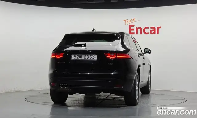 Jaguar F-Pace 2018 2.0 автомат (гидро), миниатюра 4 Jaguar F-Pace 2018 2.0 автомат (гидро), миниатюра 4